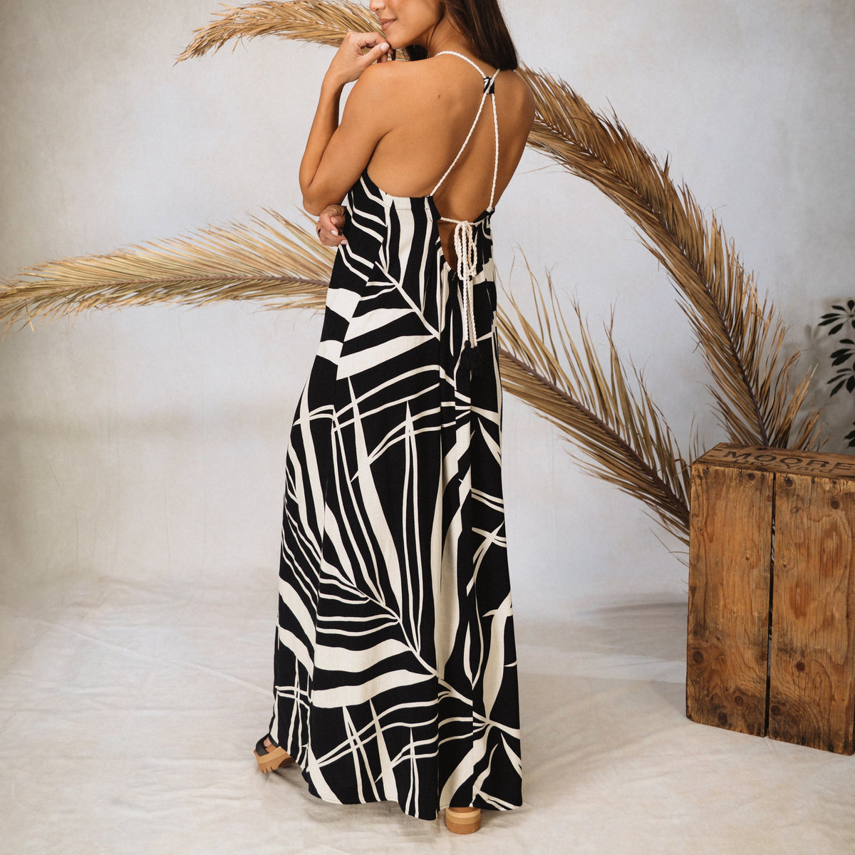 Reef Tori Linen Maxi Dress - Black