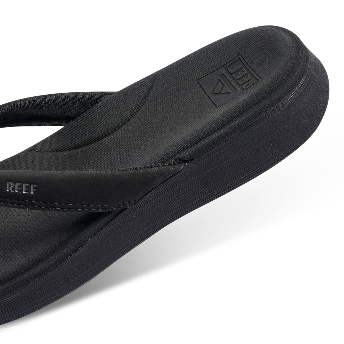 Reef Cushion Cloud - Black