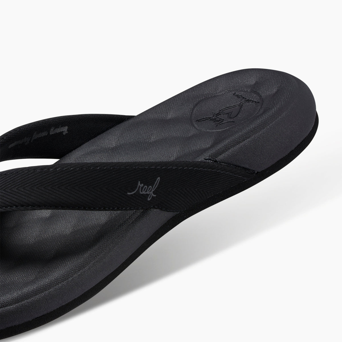 Reef Cushion Harmony - Black