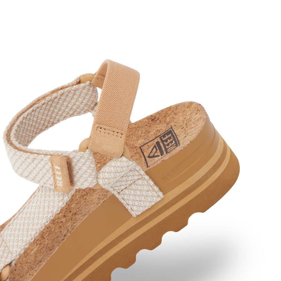 Reef Cushion Rem Hi - Tan Knit