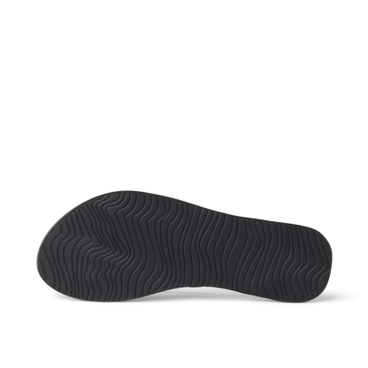 Reef Cushion Slim Studs - Black