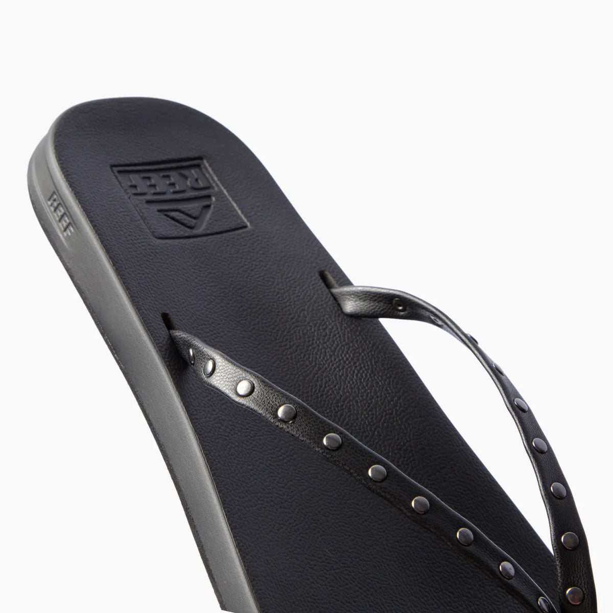 Reef Cushion Slim Studs - Black
