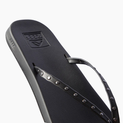 Reef Cushion Slim Studs - Black
