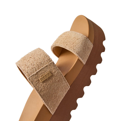 Reef Cushion Vista Hi - Sand Suede