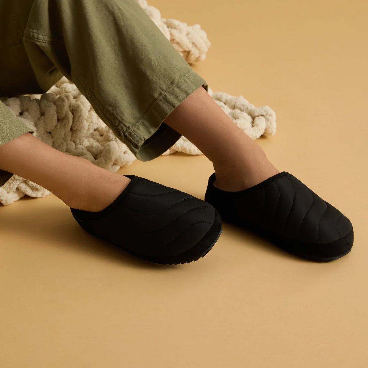 Reef Willa Slipper - Black